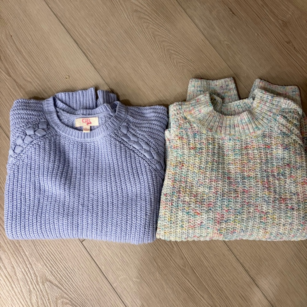 Pair of girls pastel sweaters (large)